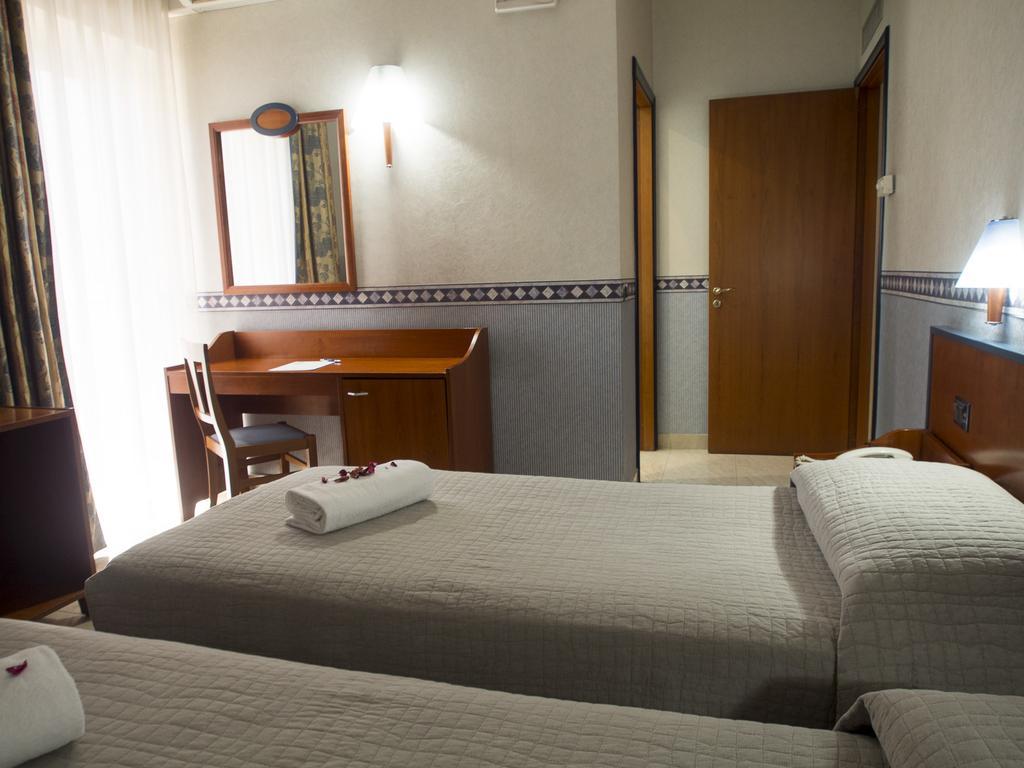 Hotel Kroma Ragusa Exterior photo