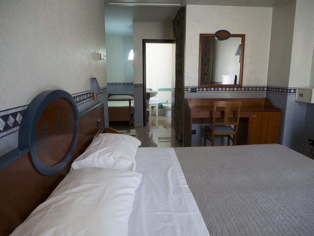 Hotel Kroma Ragusa Exterior photo